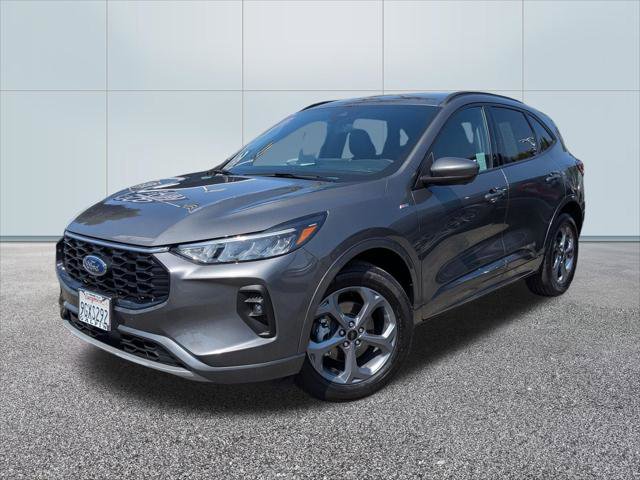 Certified 2023 Ford Escape ST-Line Select w/ Tech Pack #2 AWD/4WD image 1