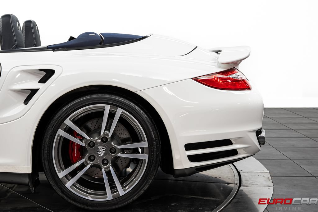 Used 2010 Porsche 911 Turbo AWD/4WD image 18