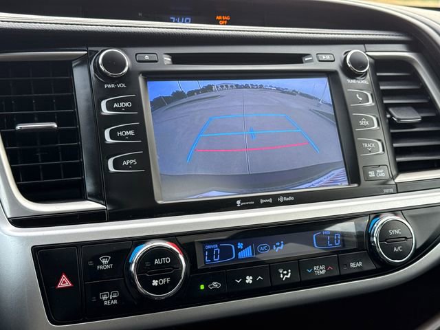 Used 2016 Toyota Highlander XLE FWD image 26