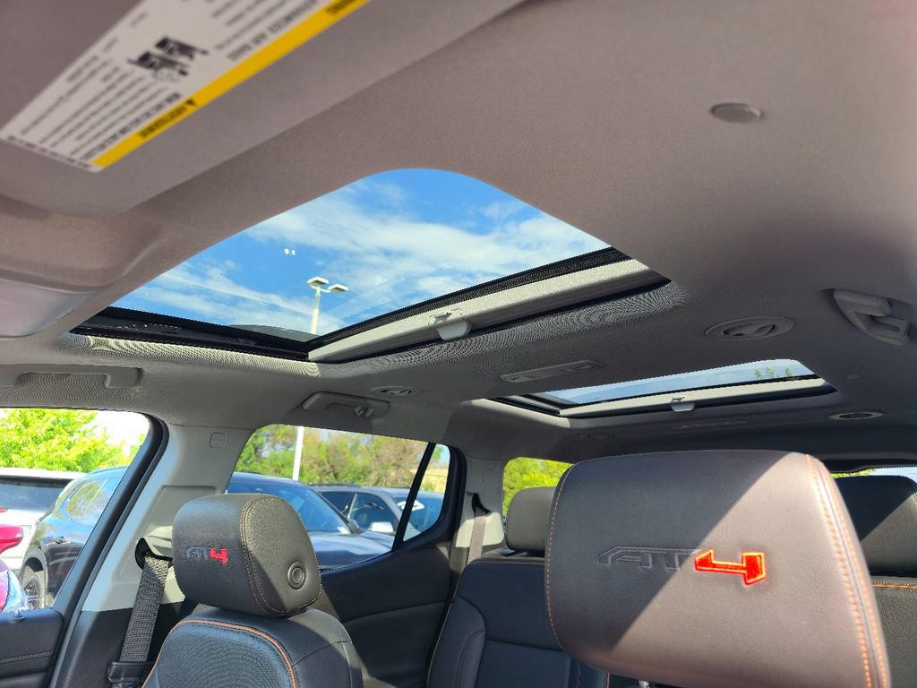 Certified 2023 GMC Acadia AT4 w/ Technology Package AWD/4WD image 21