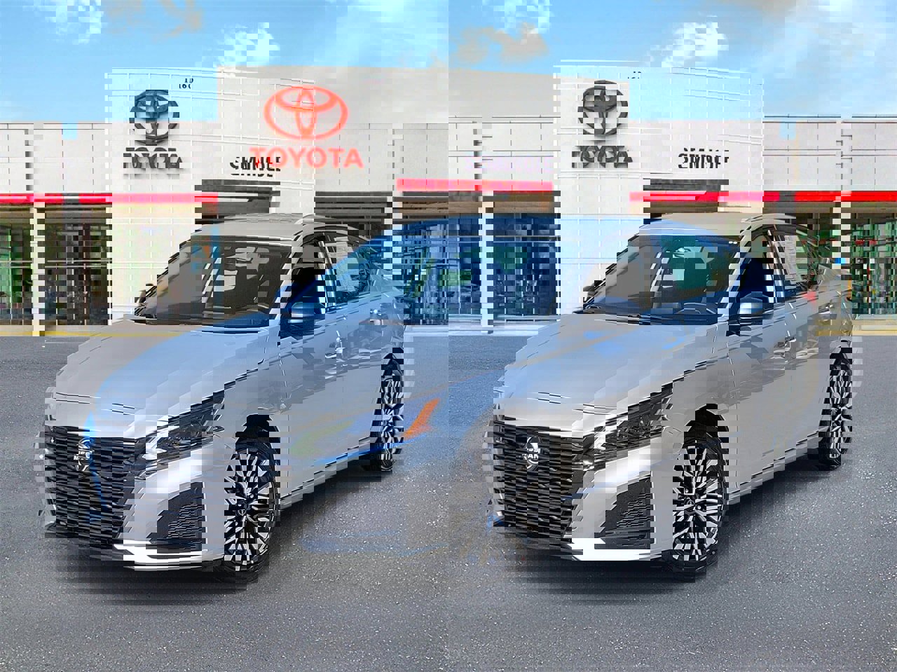 Used 2024 Nissan Altima 2.5 SV