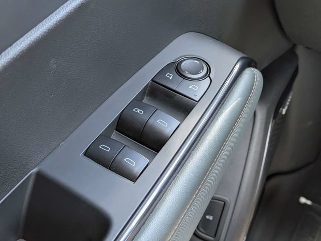 Used 2025 GMC Acadia AT4 AWD/4WD image 26