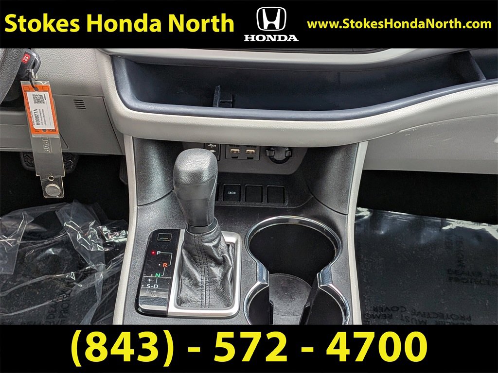 Used 2019 Toyota Highlander LE image 18