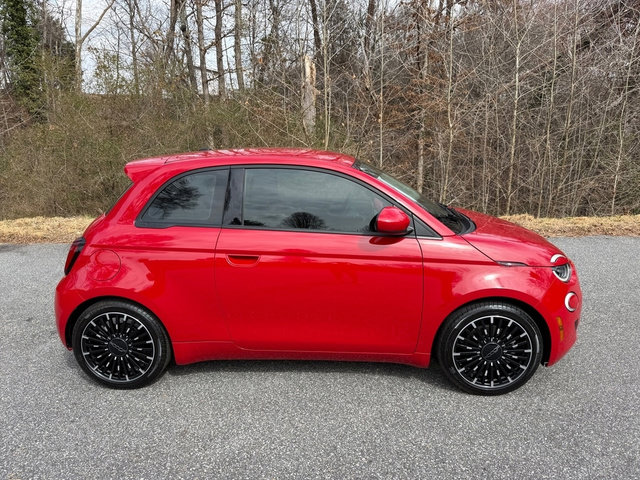 Used 2024 FIAT 500 e (RED) image 5