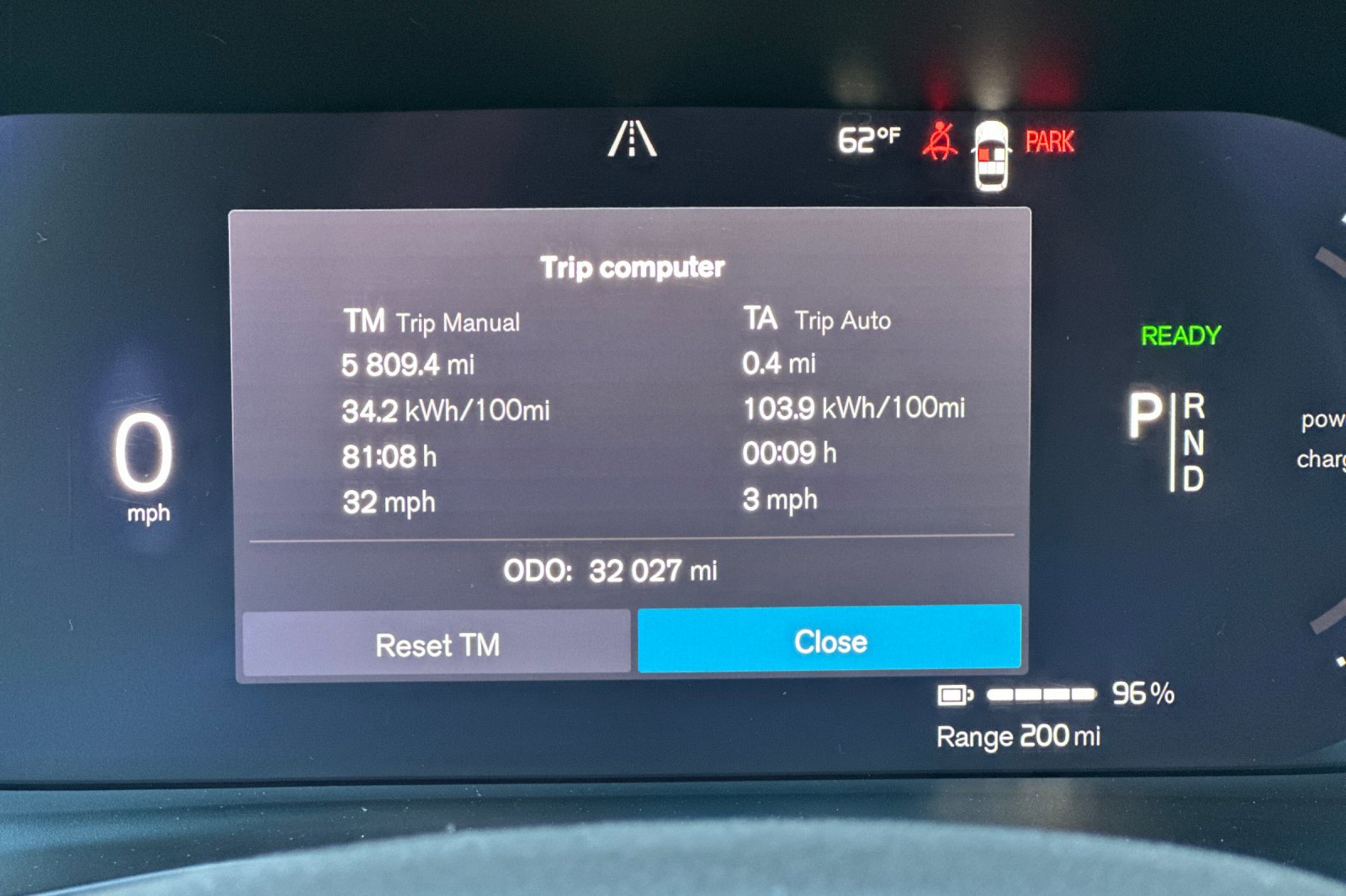 Certified 2023 Volvo C40 P8 Recharge Plus w/ Climate Package image 30