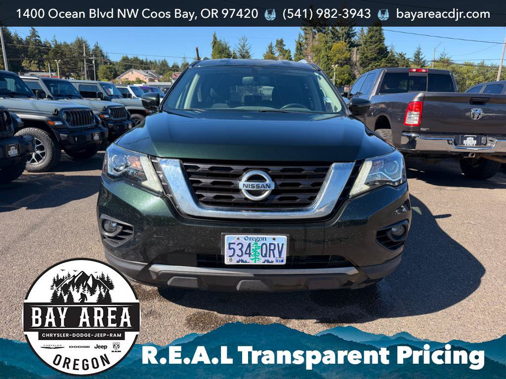 Used 2019 Nissan Pathfinder SV AWD/4WD image 2