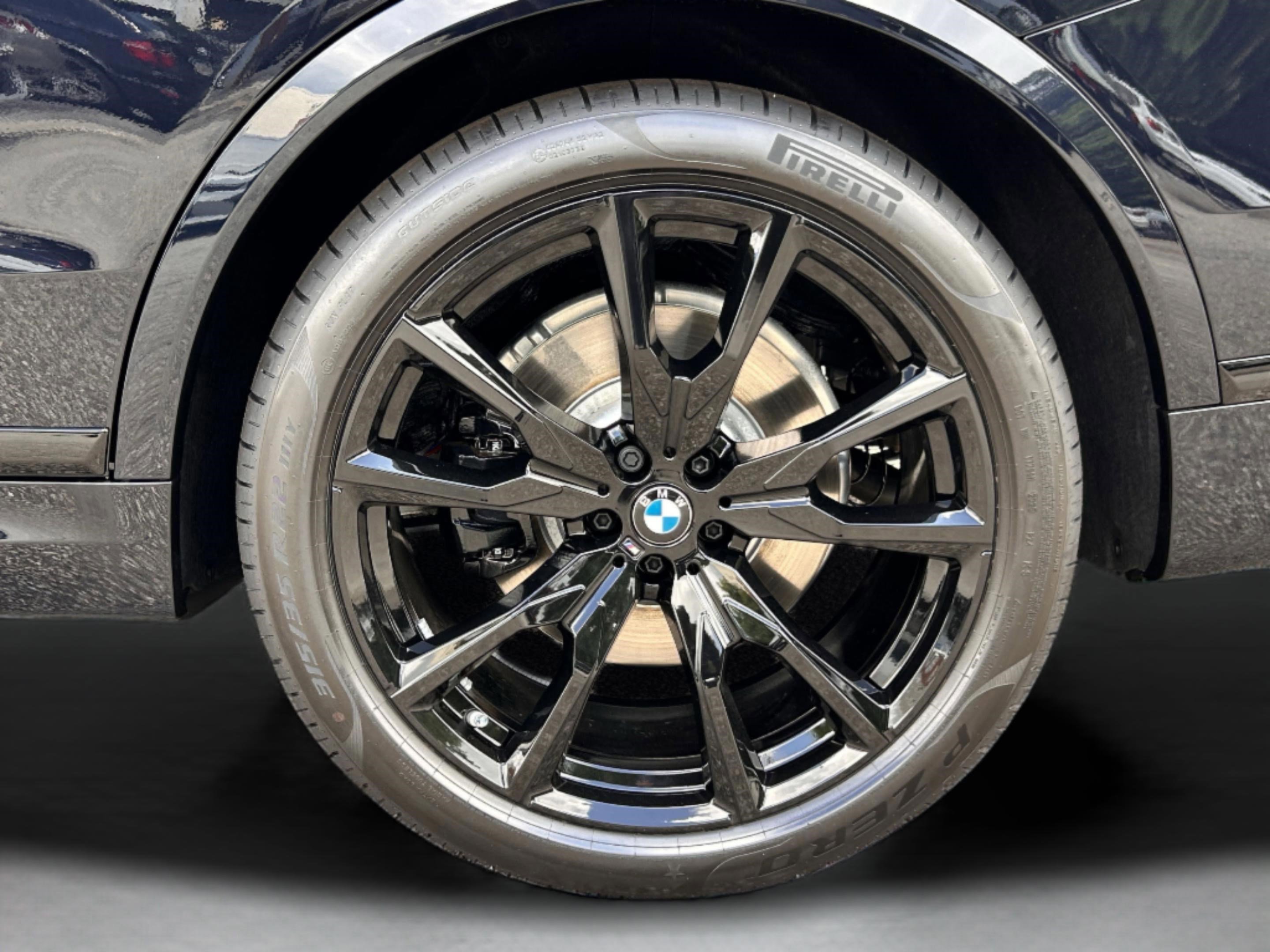 Used 2026 BMW X7 xDrive40i image 7