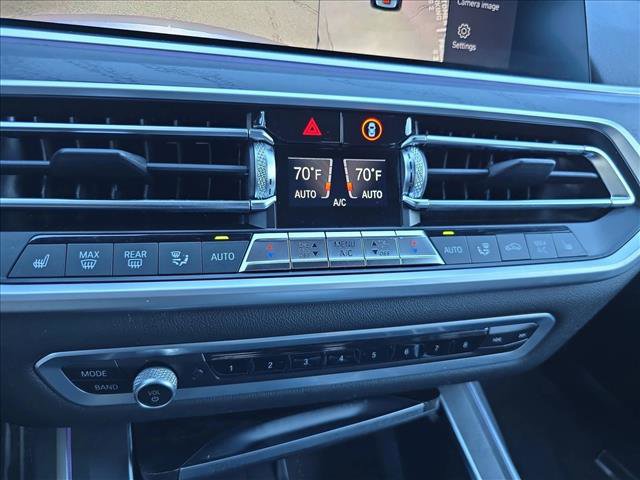 Used 2021 BMW X7 M50i w/ Cold Weather Package AWD/4WD image 22