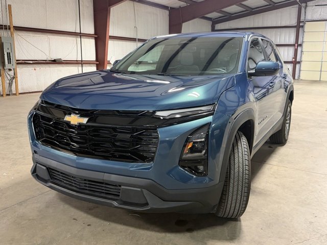 Used 2026 Chevrolet Equinox LT w/ Convenience Package II image 3