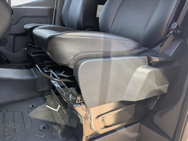 New 2025 Ford Transit 250 148 Medium Roof w/ Load Area Protection Package image 4