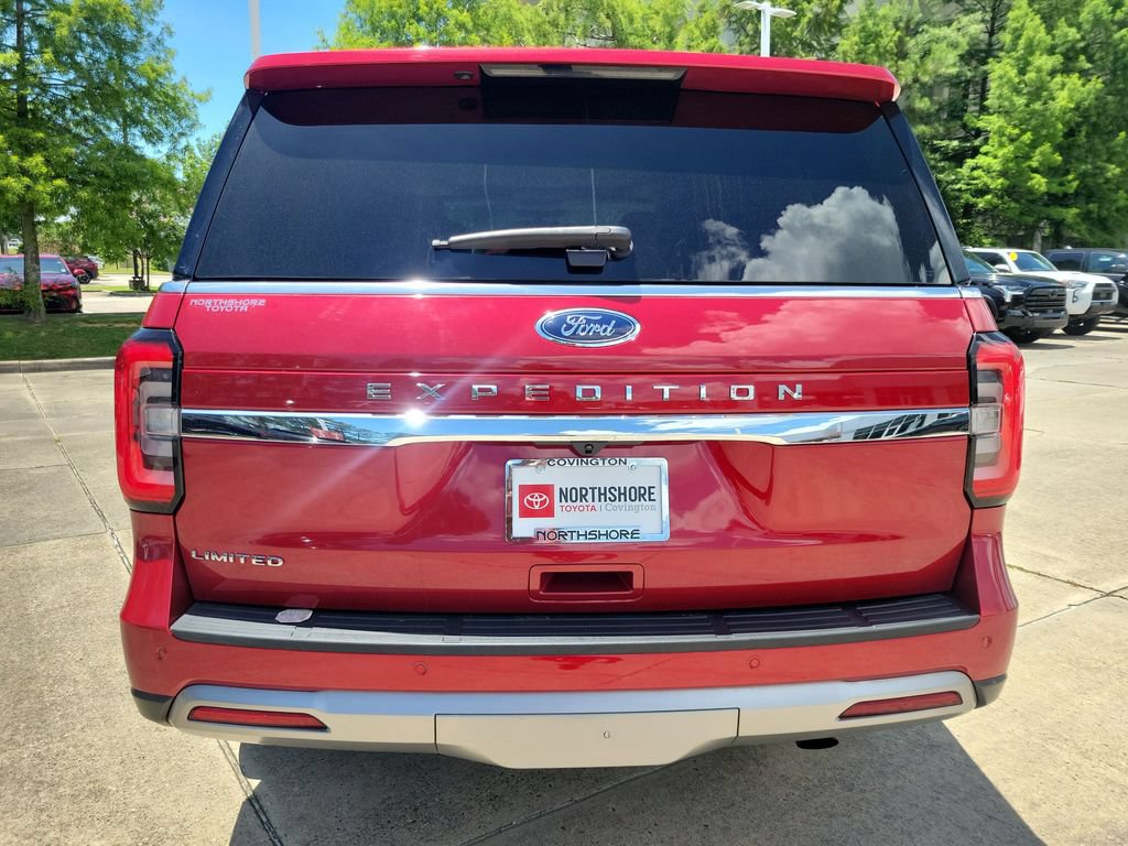 Used 2022 Ford Expedition Limited RWD image 5