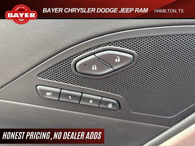 Used 2014 Chevrolet Corvette Stingray Convertible w/ 3LT Preferred Equipment Group image 34