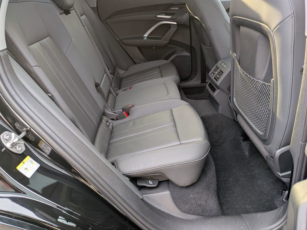 Used 2025 Audi Q5 Premium Plus w/ Premium Plus image 34