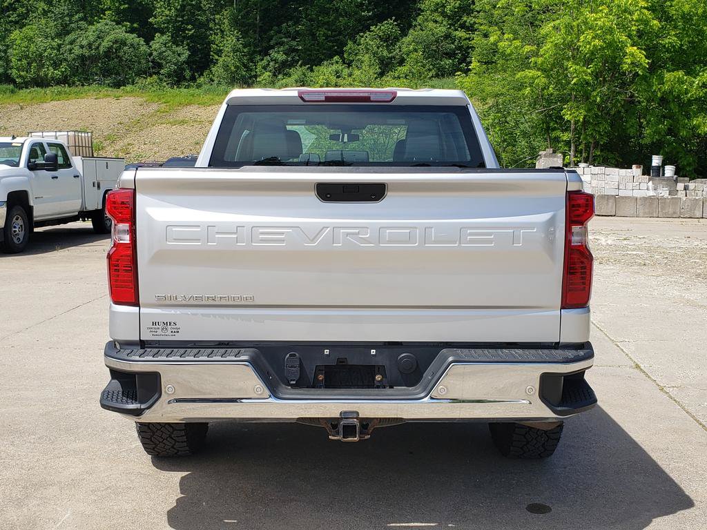 Used 2021 Chevrolet Silverado 1500 W/T w/ WT Safety Package AWD/4WD image 4