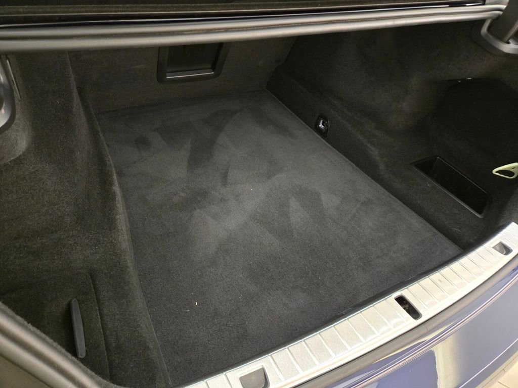 Used 2022 BMW 740i w/ M Sport Package image 24