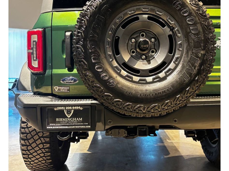 Used 2024 Ford Bronco Everglades image 15