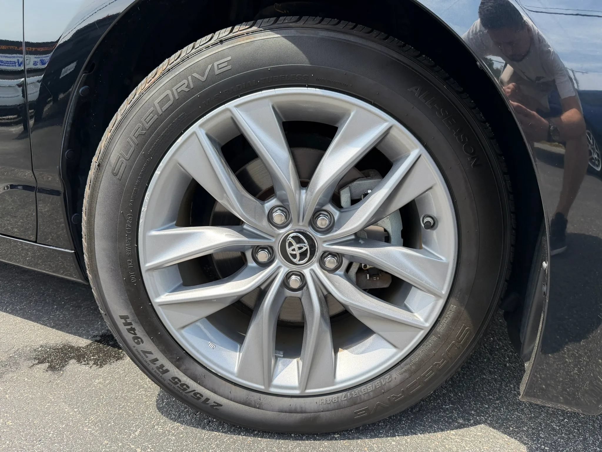 Used 2019 Toyota Avalon XLE FWD image 38
