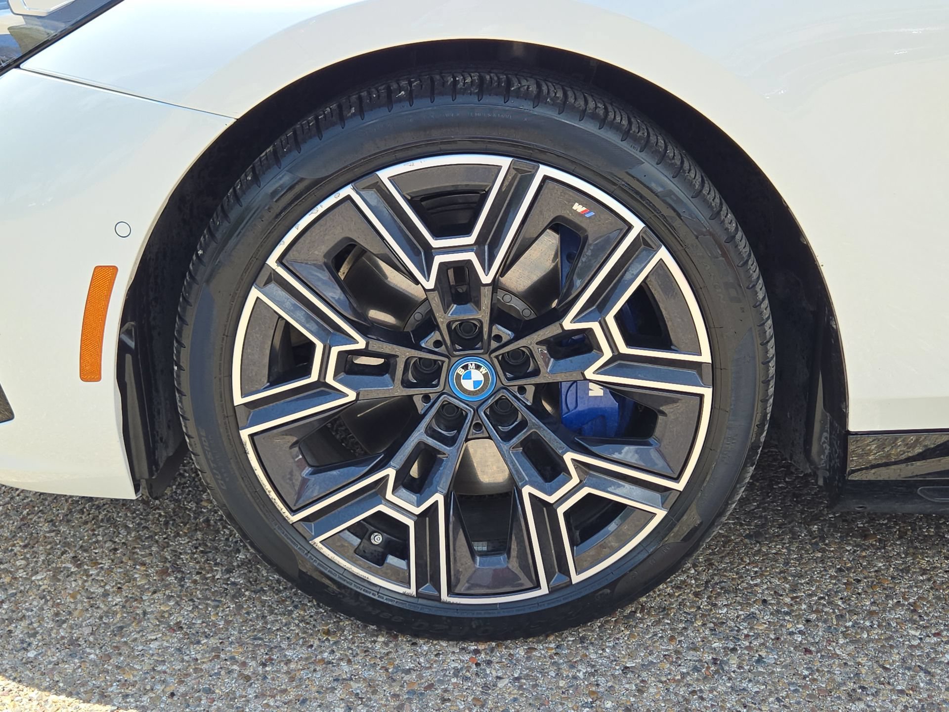 Certified 2024 BMW i5 M60 w/ Premium Package AWD/4WD image 11