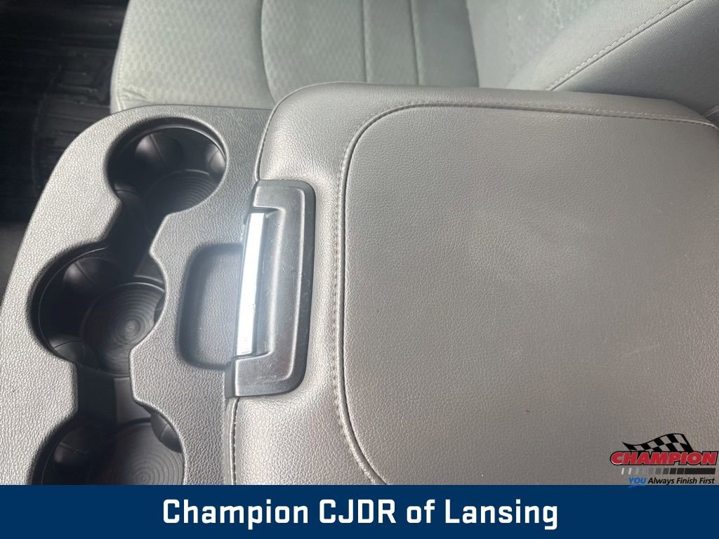 Used 2016 RAM 1500 ST w/ SXT Appearance Group image 31