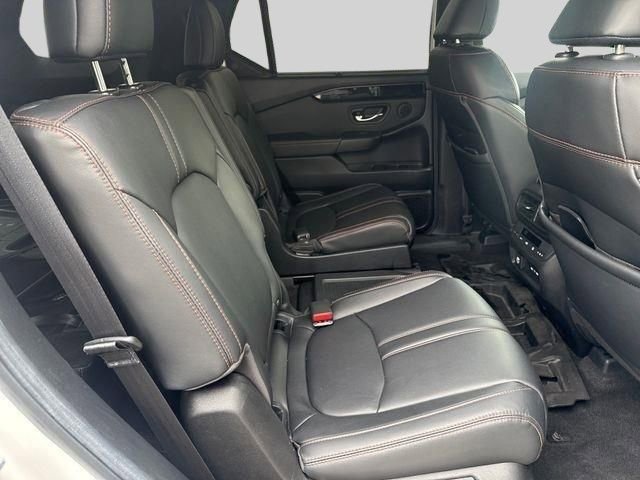 Used 2024 Honda Pilot TrailSport image 18