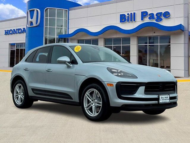 Used 2025 Porsche Macan