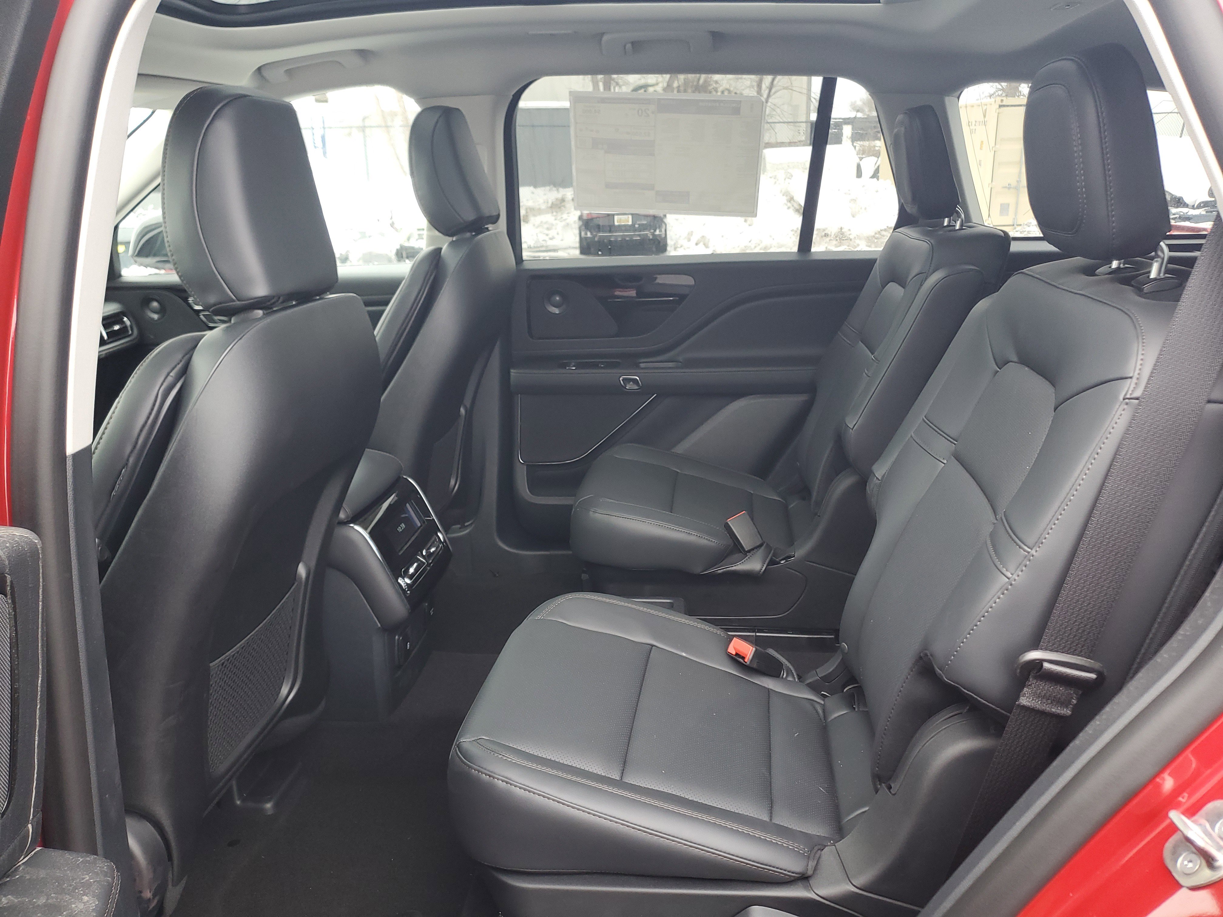 New 2026 Lincoln Aviator AWD image 23