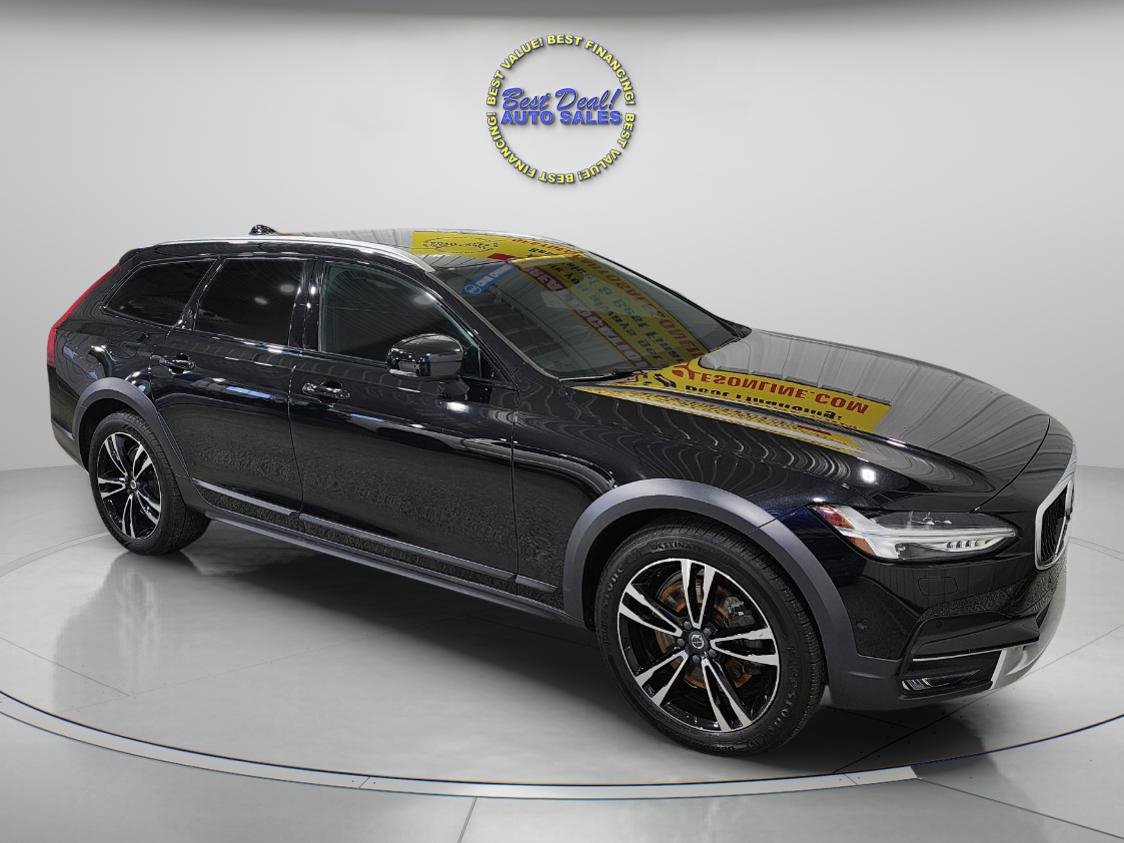 Used 2018 Volvo V90 T5 Cross Country w/ Convenience Package image 5