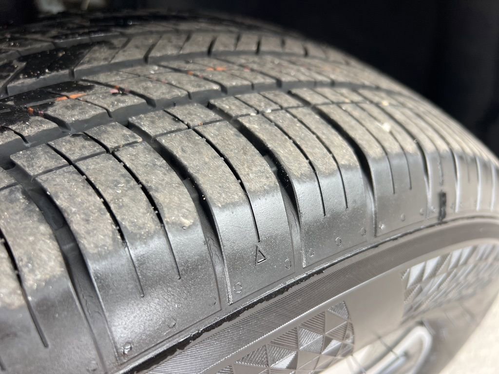 Used 2024 Volkswagen Atlas SE image 9