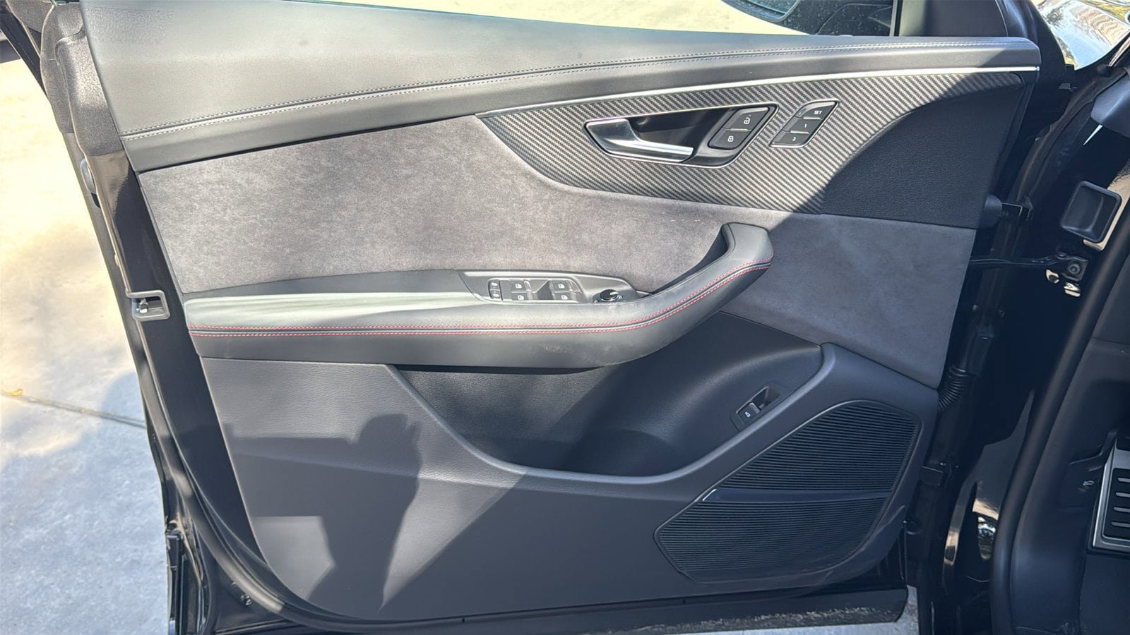 New 2026 Audi SQ8 Prestige AWD/4WD image 12