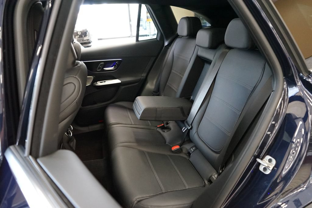Used 2024 Mercedes-Benz GLC 300 4MATIC image 52
