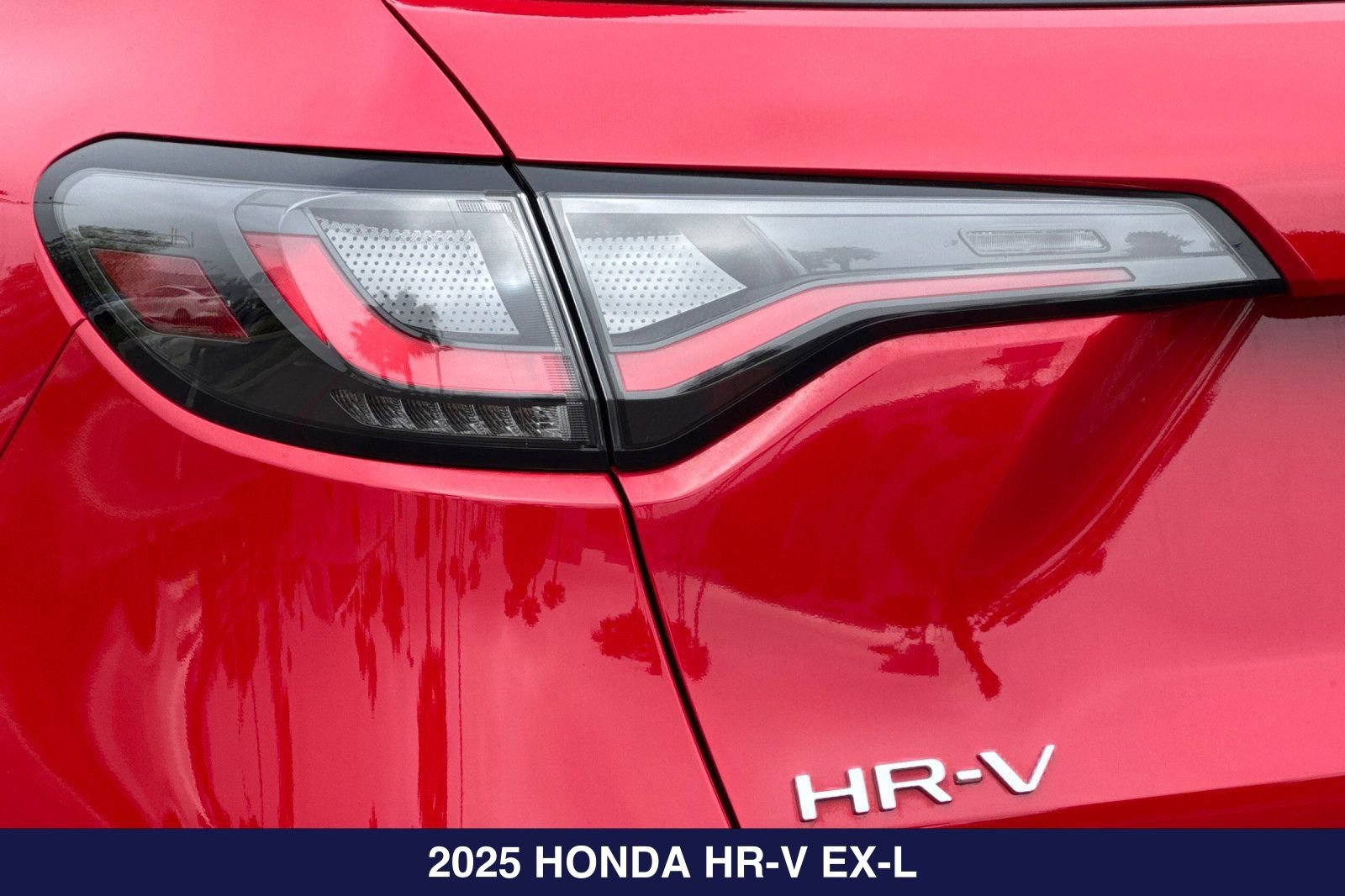 Used 2025 Honda HR-V EX-L image 27