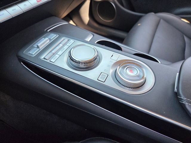 Used 2025 Genesis GV70 2.5T image 28