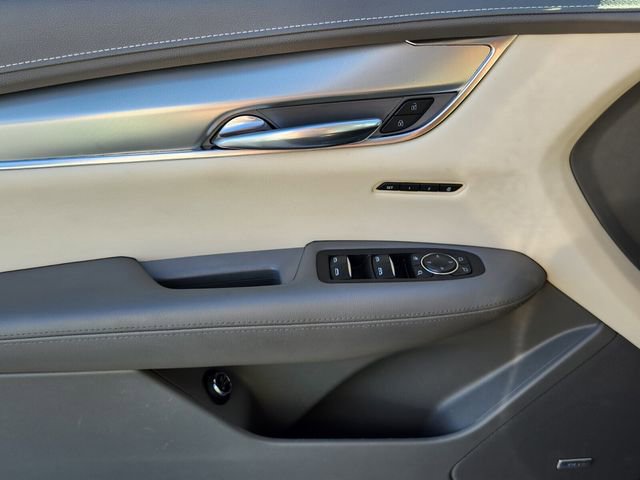 Used 2022 Cadillac XT5 Premium Luxury w/ Technology Package image 26