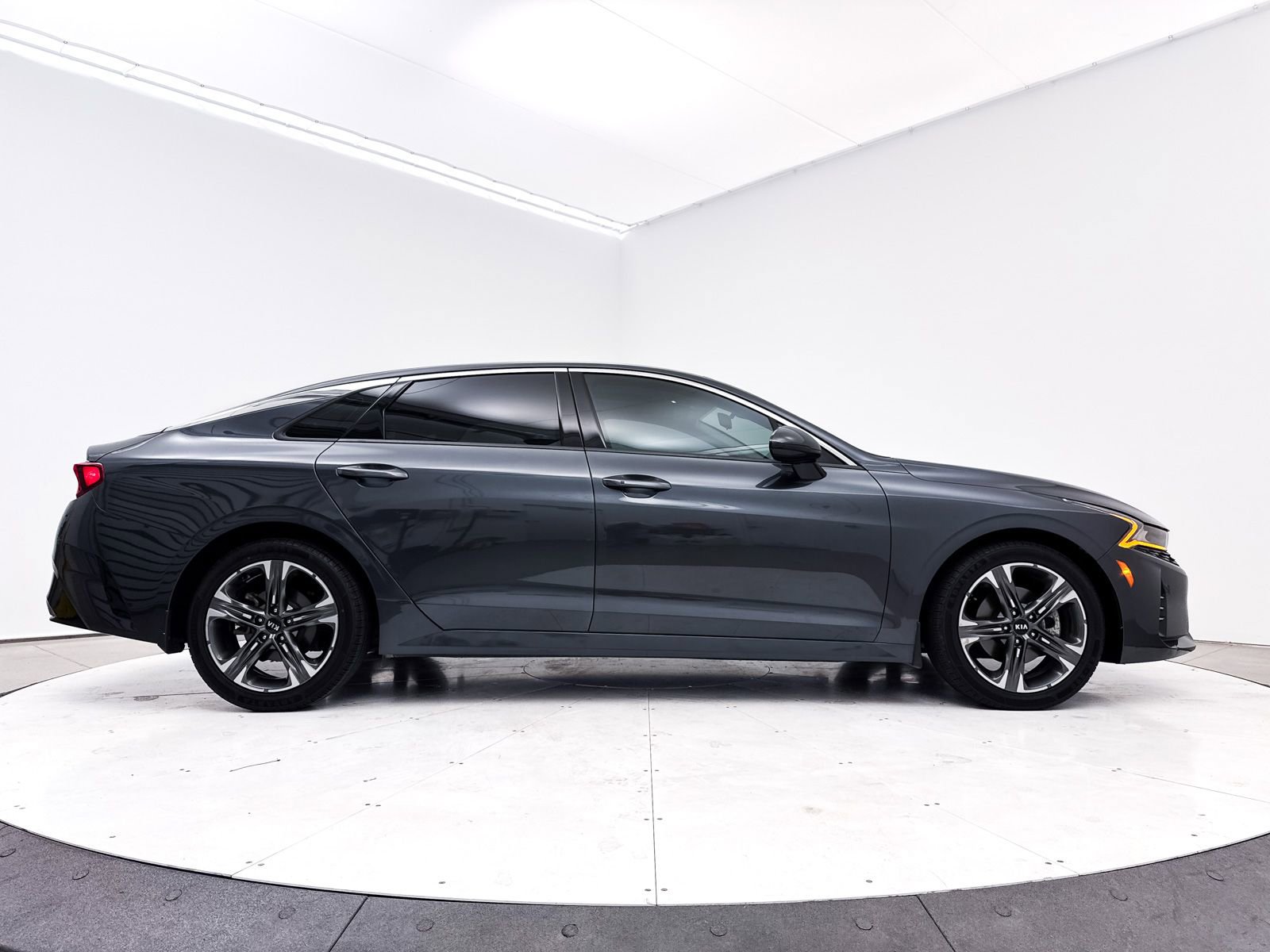 Used 2021 Kia K5 EX image 37