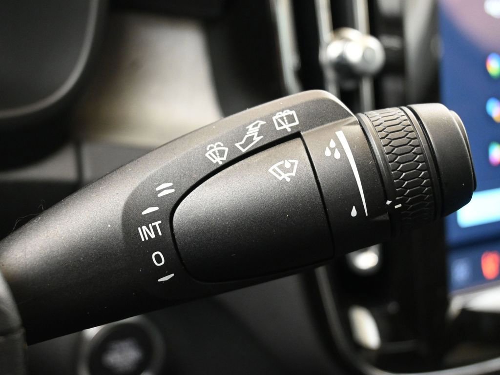 New 2026 Volvo XC40 B5 Ultra w/ Protection Package Premier image 32