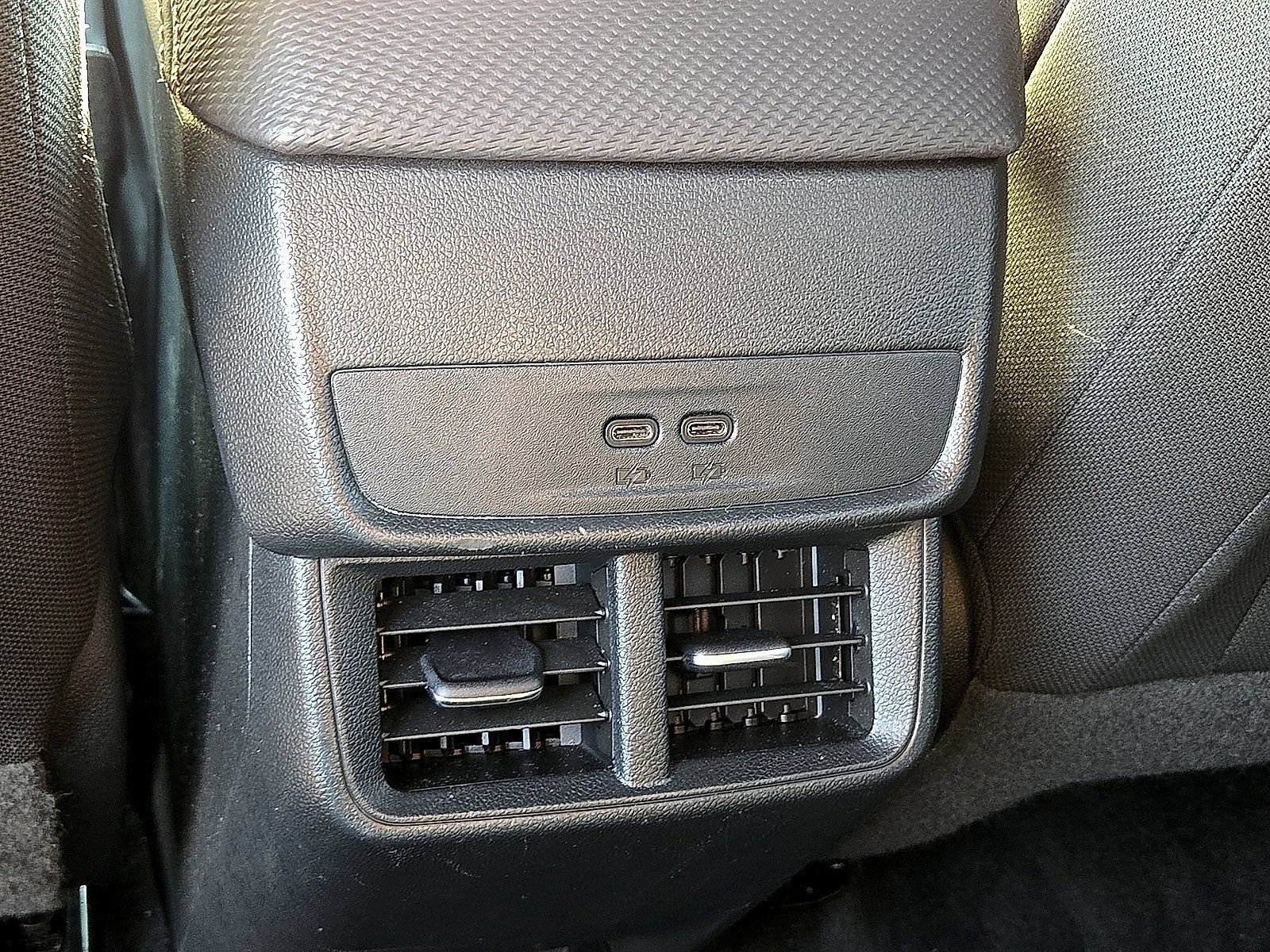Used 2025 Chevrolet Equinox LT FWD image 15