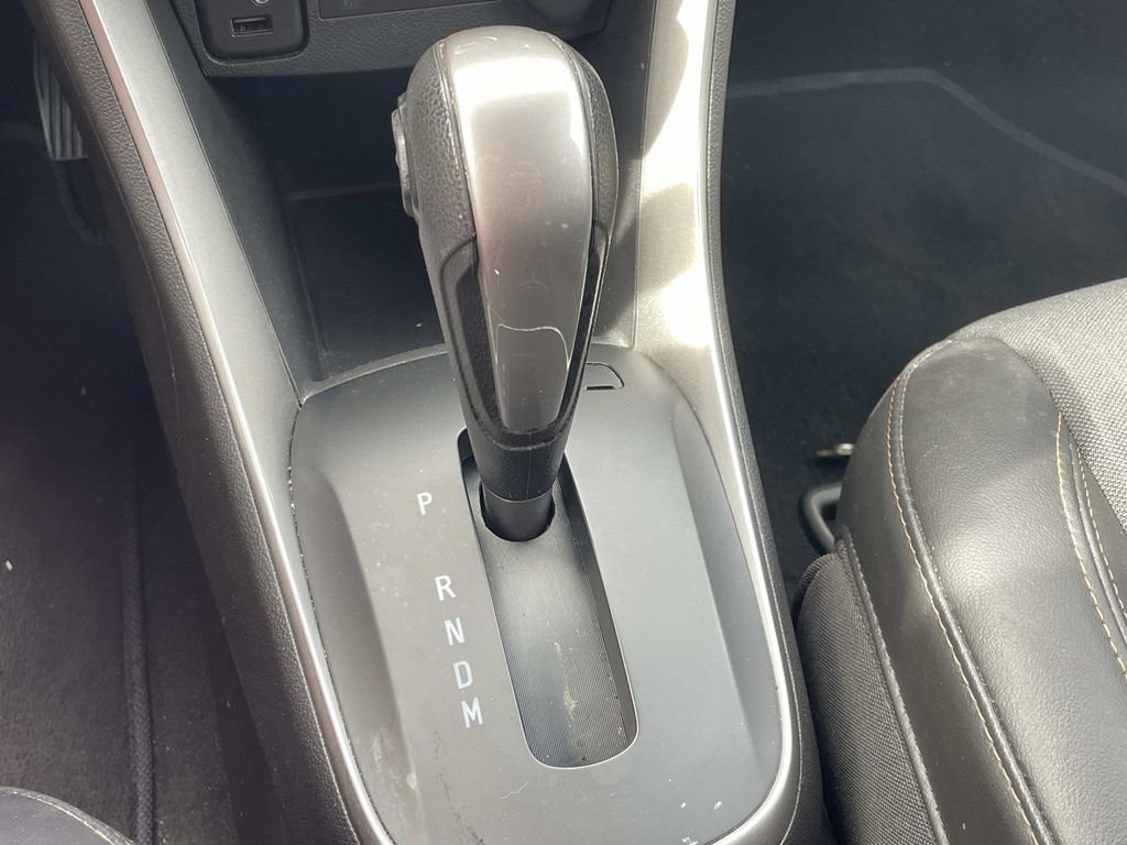 Used 2021 Chevrolet Trax LT w/ LT Convenience Package image 22