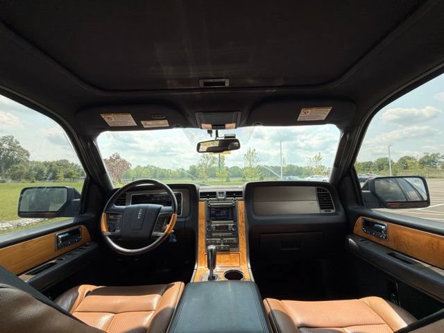 Used 2011 Lincoln Navigator 4WD w/ 101A Rapid Spec Order Code image 22