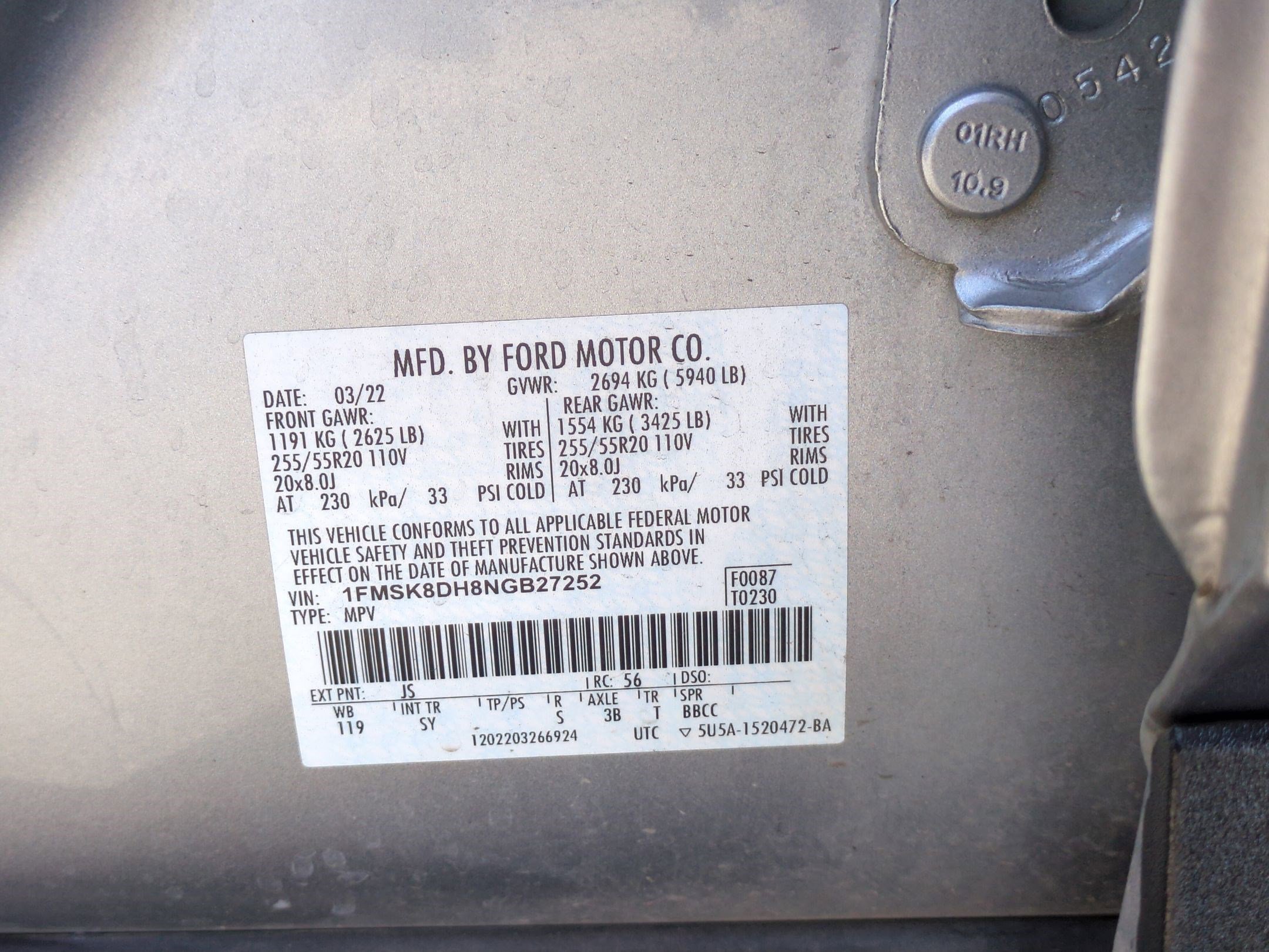 Used 2022 Ford Explorer XLT w/ Equipment Group 202A image 34