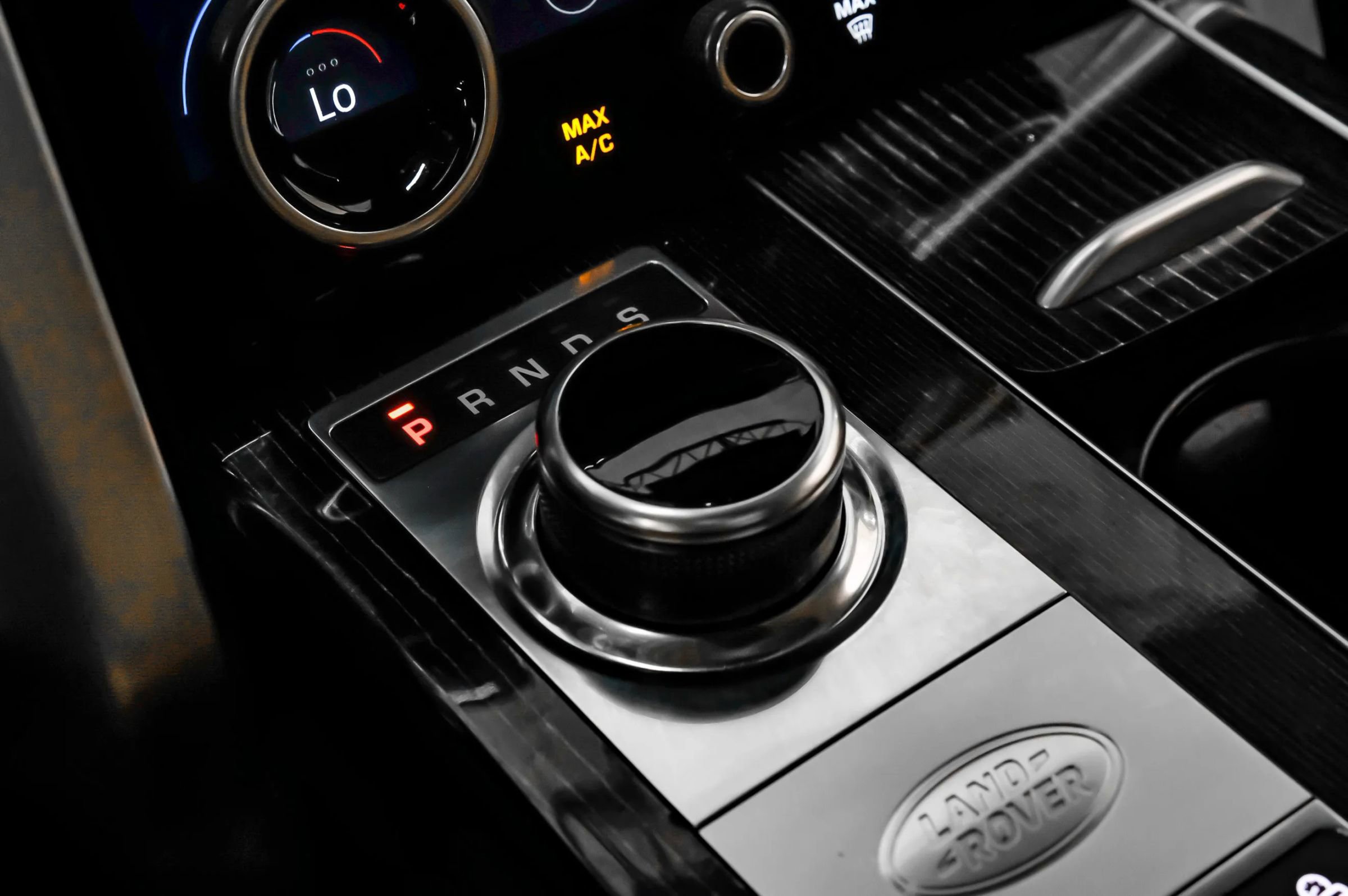 Used 2019 Land Rover Range Rover Long Wheelbase Autobiography image 25