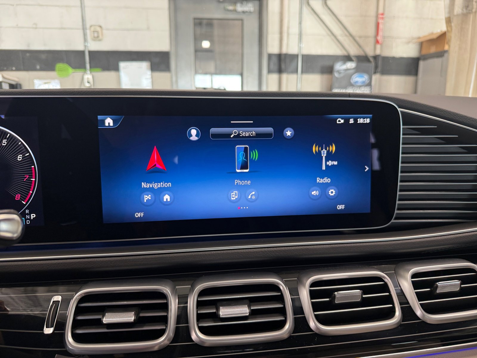 New 2026 Mercedes-Benz GLS 580 4MATIC image 12