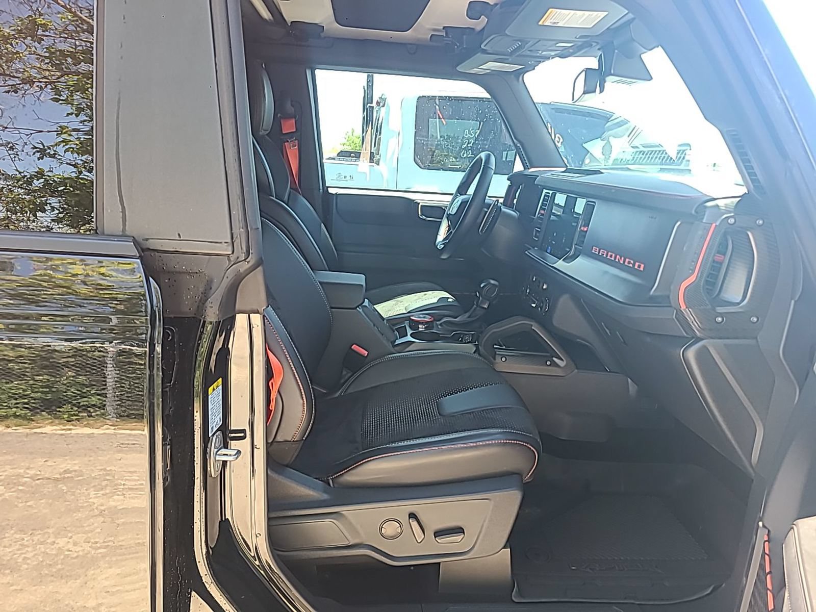 Used 2025 Ford Bronco Raptor AWD/4WD image 9