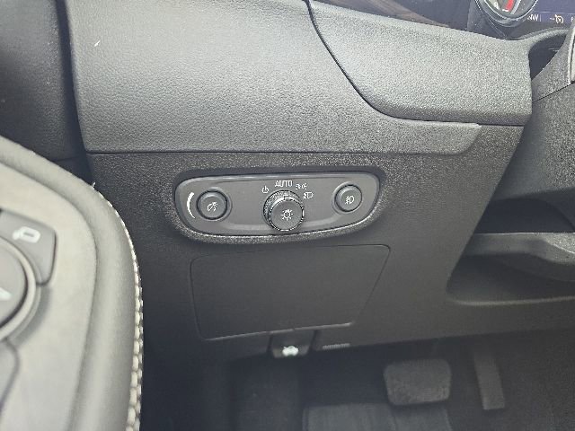 Used 2023 Buick Encore GX Preferred w/ Cold Weather Comfort Package AWD/4WD image 15