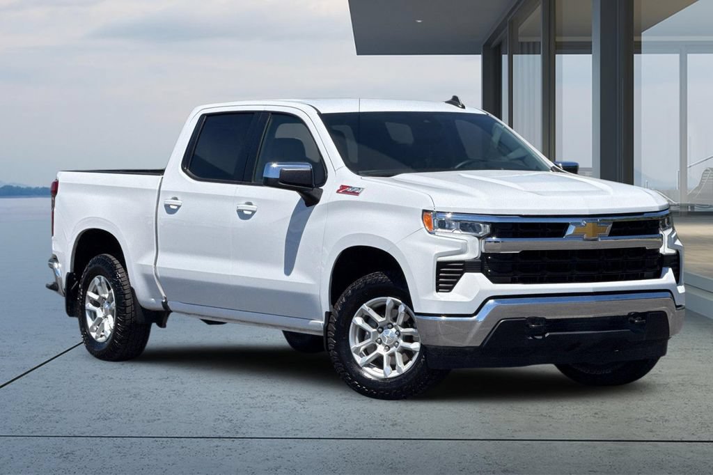 Used 2023 Chevrolet Silverado 1500 LT AWD/4WD image 2