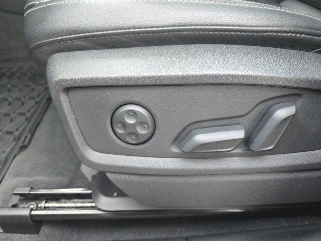 Used 2023 Audi Q5 2.0T Premium Plus w/ Premium Plus Package image 16