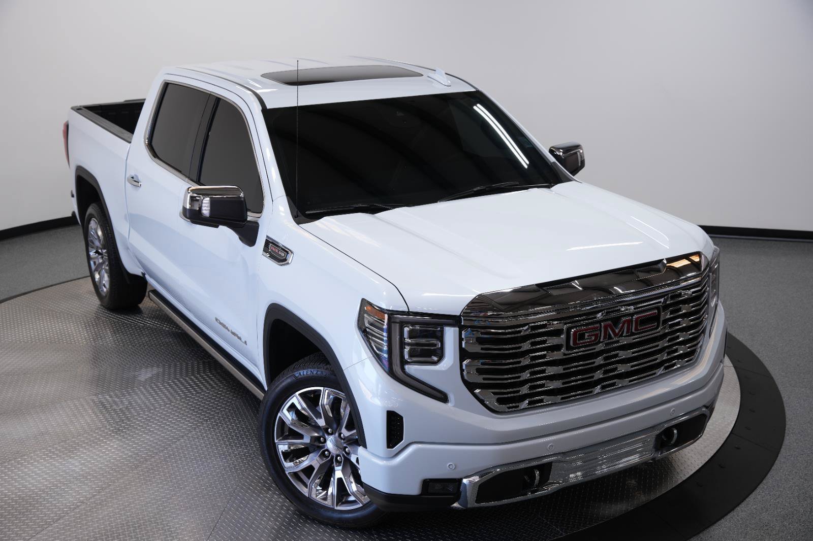 Used 2026 GMC Sierra 1500 Denali AWD/4WD image 53