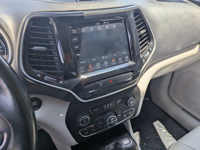Used 2019 Jeep Cherokee Limited AWD/4WD image 19