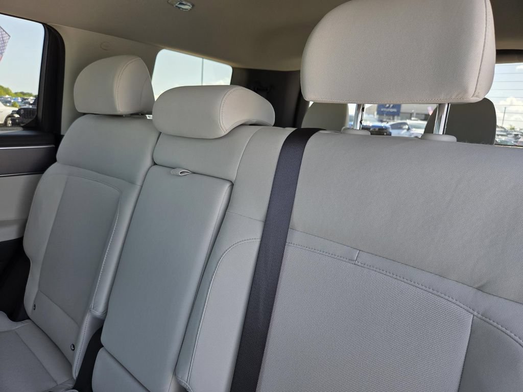 New 2027 Hyundai Santa Fe SE FWD image 26