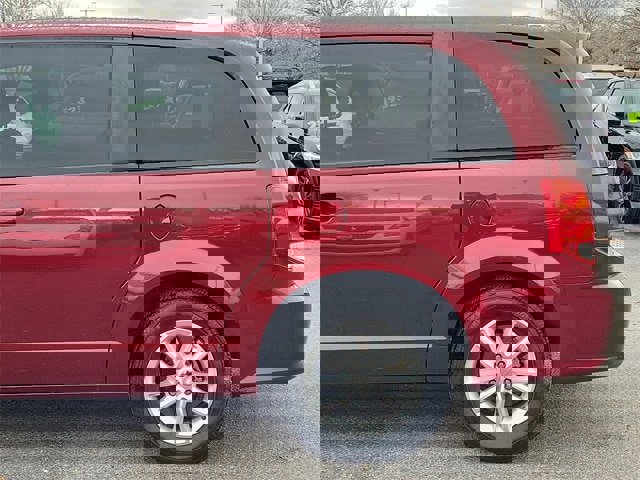 Used 2020 Dodge Grand Caravan GT image 6