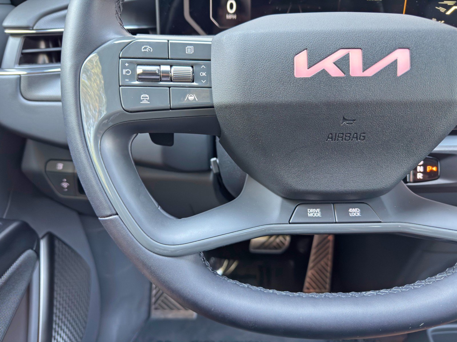 Used 2025 Kia EV9 GT-Line AWD/4WD image 22